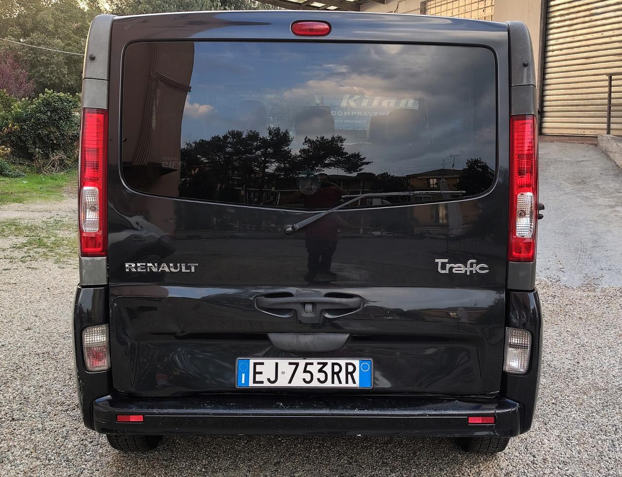 Renault Trafic 2.0 dCi/115 Aut 5 posti-autocarro