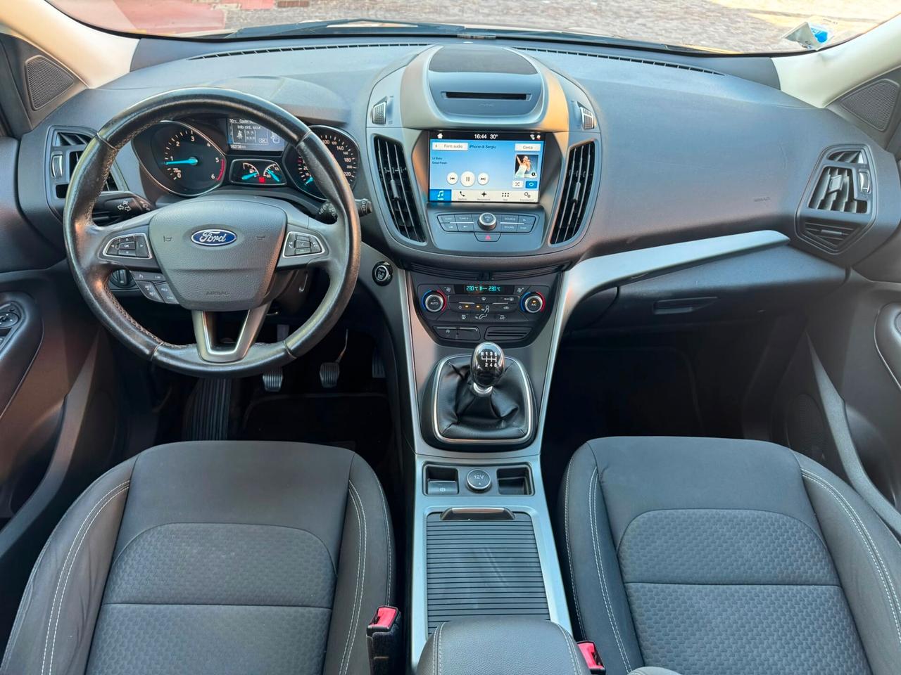 Ford Kuga 1.5 TDCI 120 CV S&S 2WD Titanium