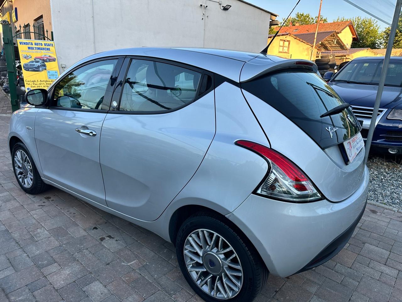 Lancia Ypsilon 1.2 69 CV 5 porte GPL Ecochic Gold