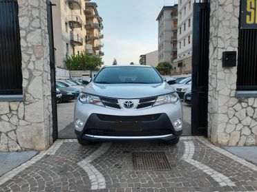 Toyota RAV 4 RAV4 2.2 D-4D 150 CV Lounge