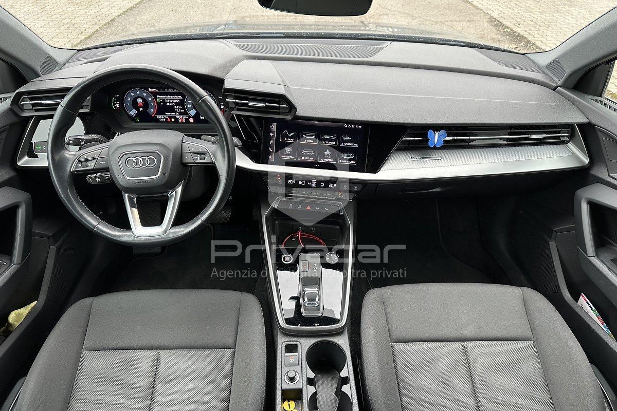 AUDI A3 SPB 30 g-tron S tronic Business Advanced