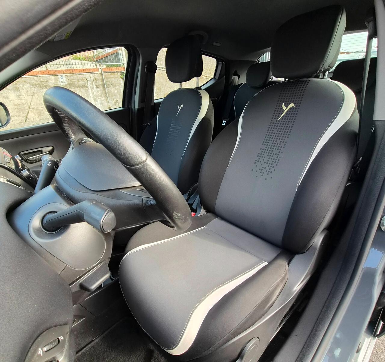 Lancia Ypsilon 1.3 MJT 16V 95 CV 5 porte S&S Elle