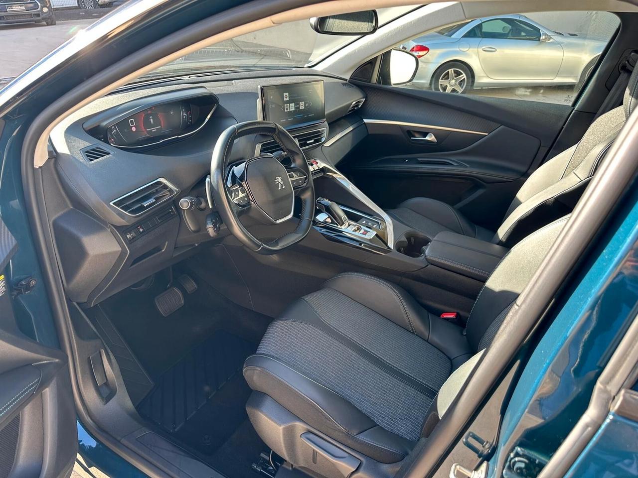 Peugeot 3008 BlueHDi 130 S&S EAT8 Allure Pack