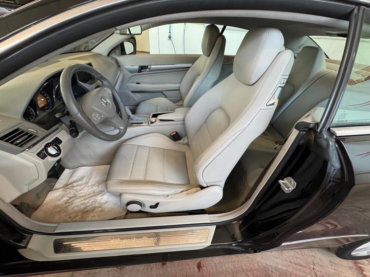 Mercedes-benz E 250 CDI Coupé BlueEFFICIENCY Avantgarde
