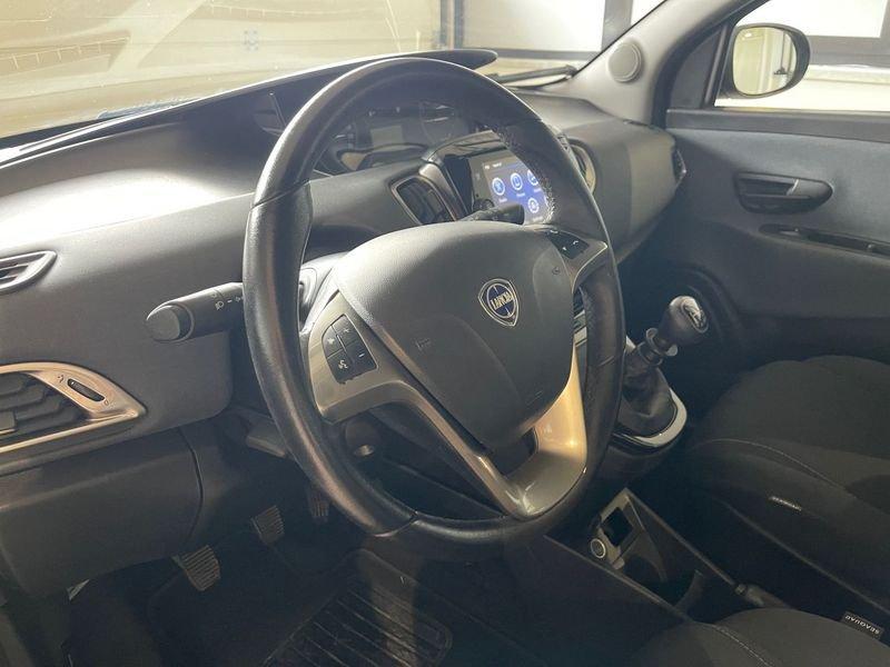 Lancia Ypsilon 1.0 FireFly 70cv S&S Hybrid GOLD PLUS