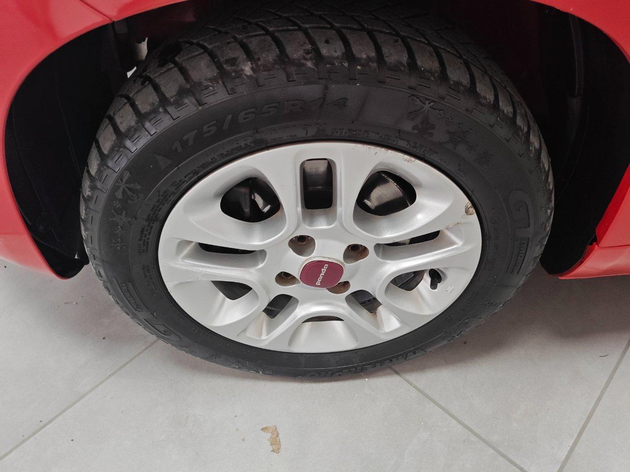 Fiat Panda 1.3 mjt 16v Lounge s&s 95cv LEGGI