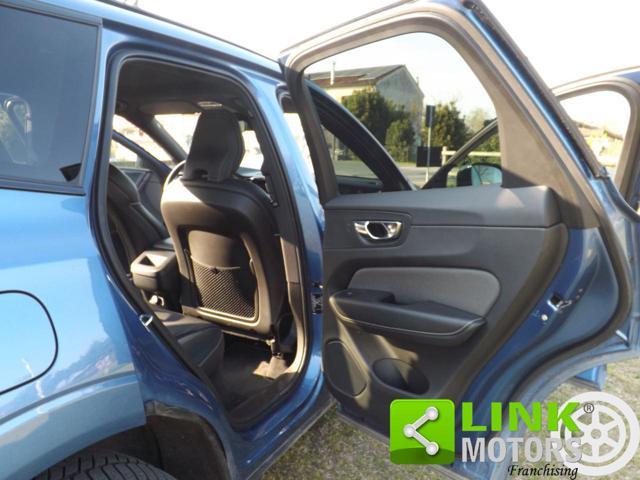 VOLVO XC60 allestimento R-design ben tenuta e manutentata
