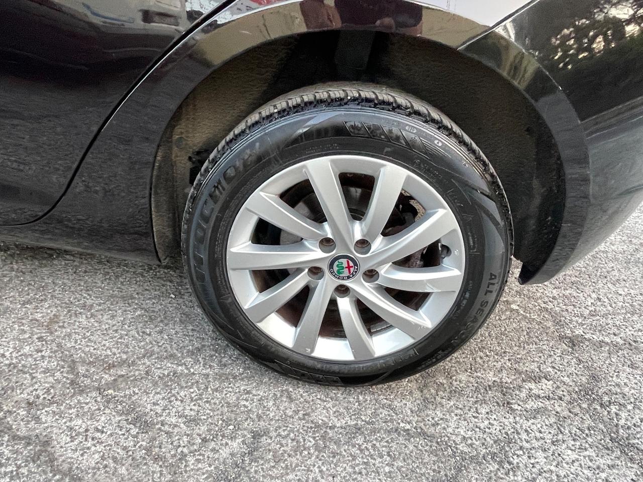 Alfa Romeo Giulietta 1.6 JTDm 120 CV Super, navigatore, pronta consegna