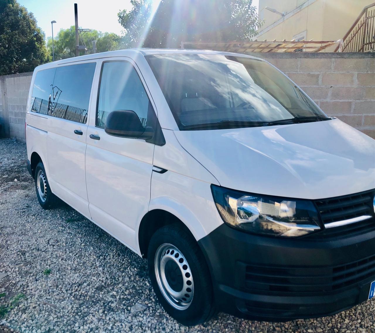 Volkswagen Transporter 2.0 TDI PC Kombi