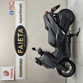 Yamaha X-Max 300 - 2026