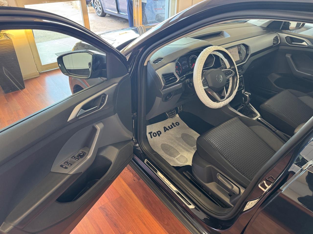 VOLKSWAGEN T-CROSS 1.0 TSI 110 CV DSG ACTIVE