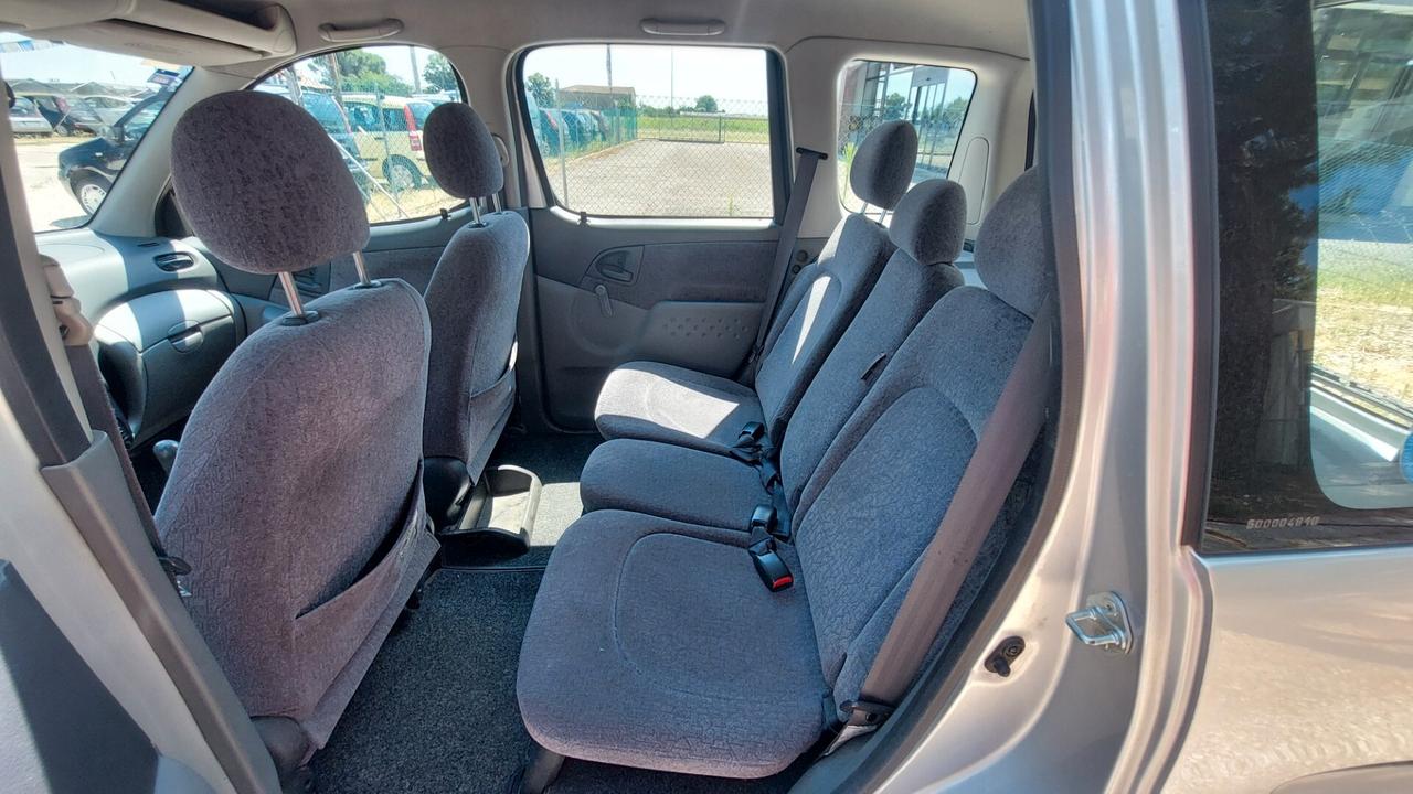Toyota Yaris Verso 1.4 Tdi D-4D cat Sol