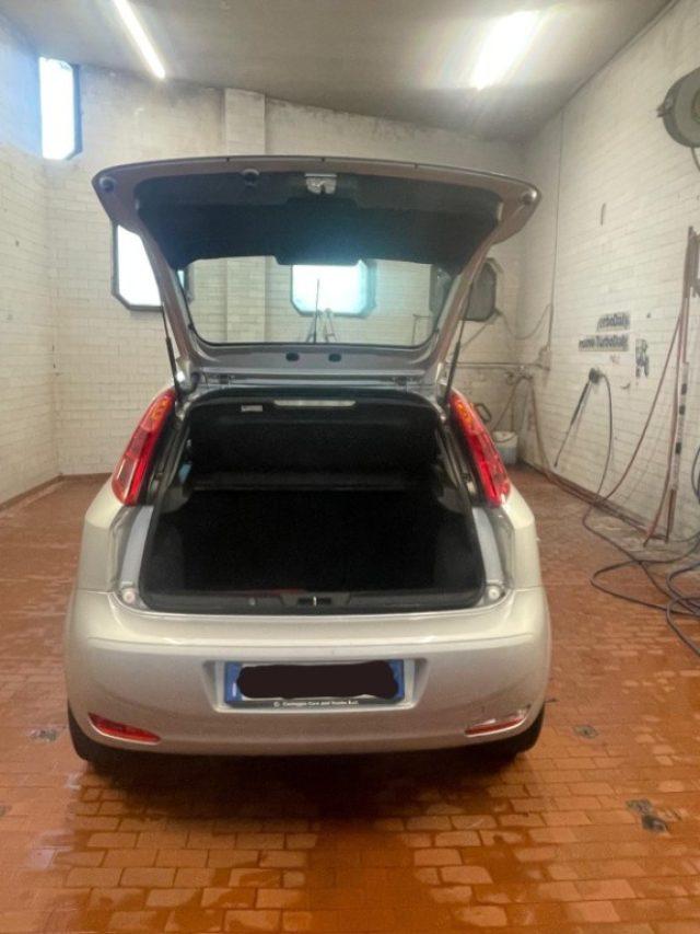 FIAT Punto 1.2 8V 5 porte Street
