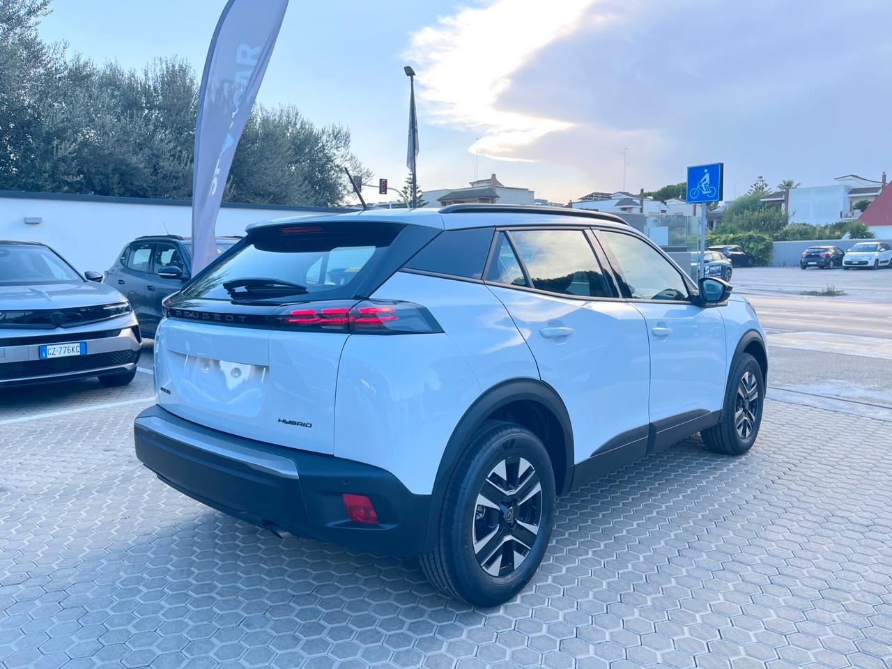 Peugeot 2008 Hybrid 110 Edition e-DCS6 Automatic Km0