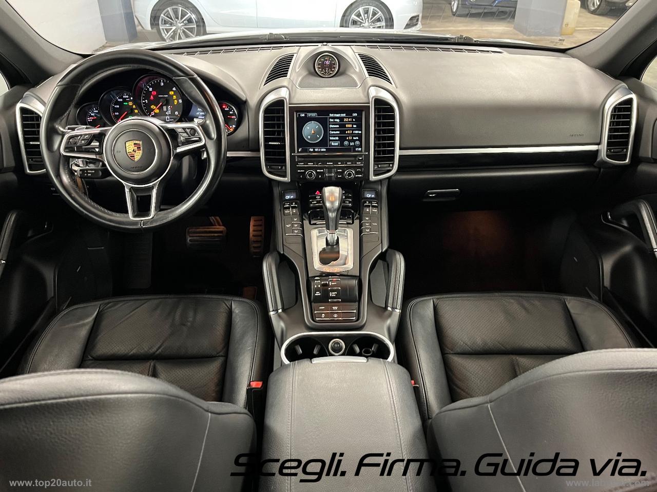 PORSCHE Cayenne 3.0 Diesel TETTO LUNGO PELLE TOTALE CERCHI 21