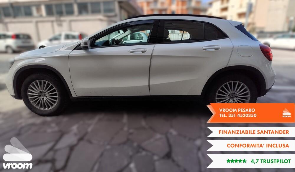 MERCEDES GLA (X156) GLA 200 d Automati...