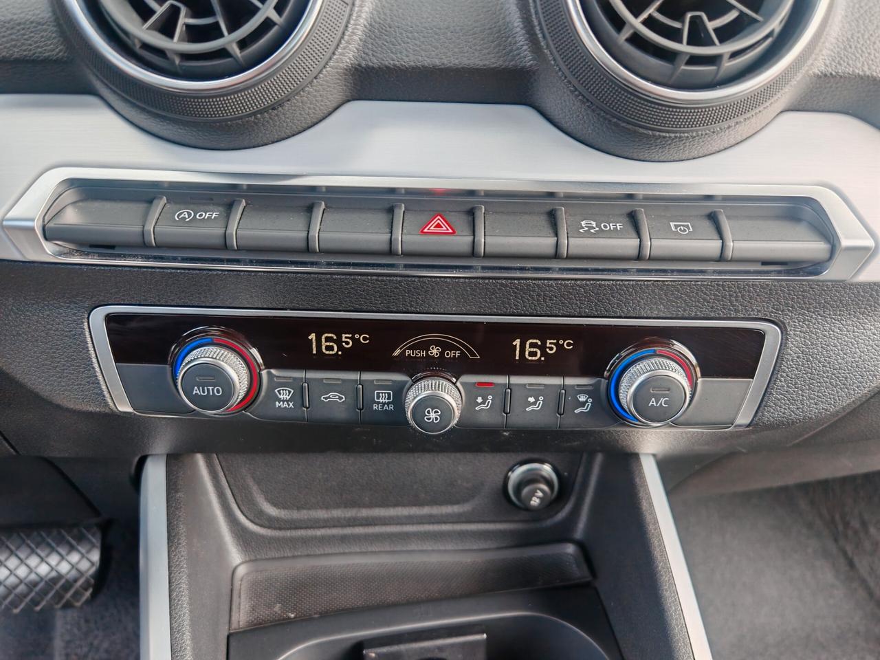 Audi Q2 S TRONIC OK NEOPATENTATI UNIPROP KM VERI GARANZIA