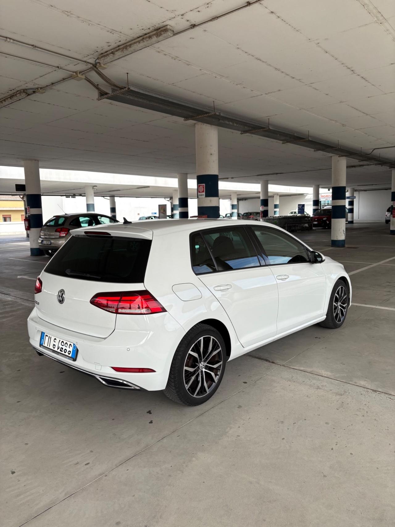 Volkswagen Golf 1.6 TDI 115 CV DSG 5p. Sport BlueMotion Technology