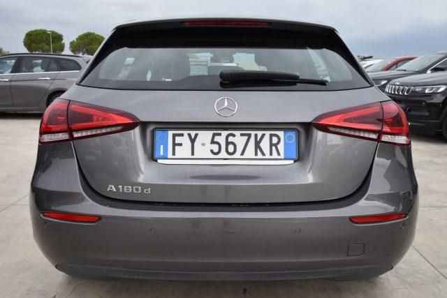 MERCEDES-BENZ A 180 d Automatic Business Extra