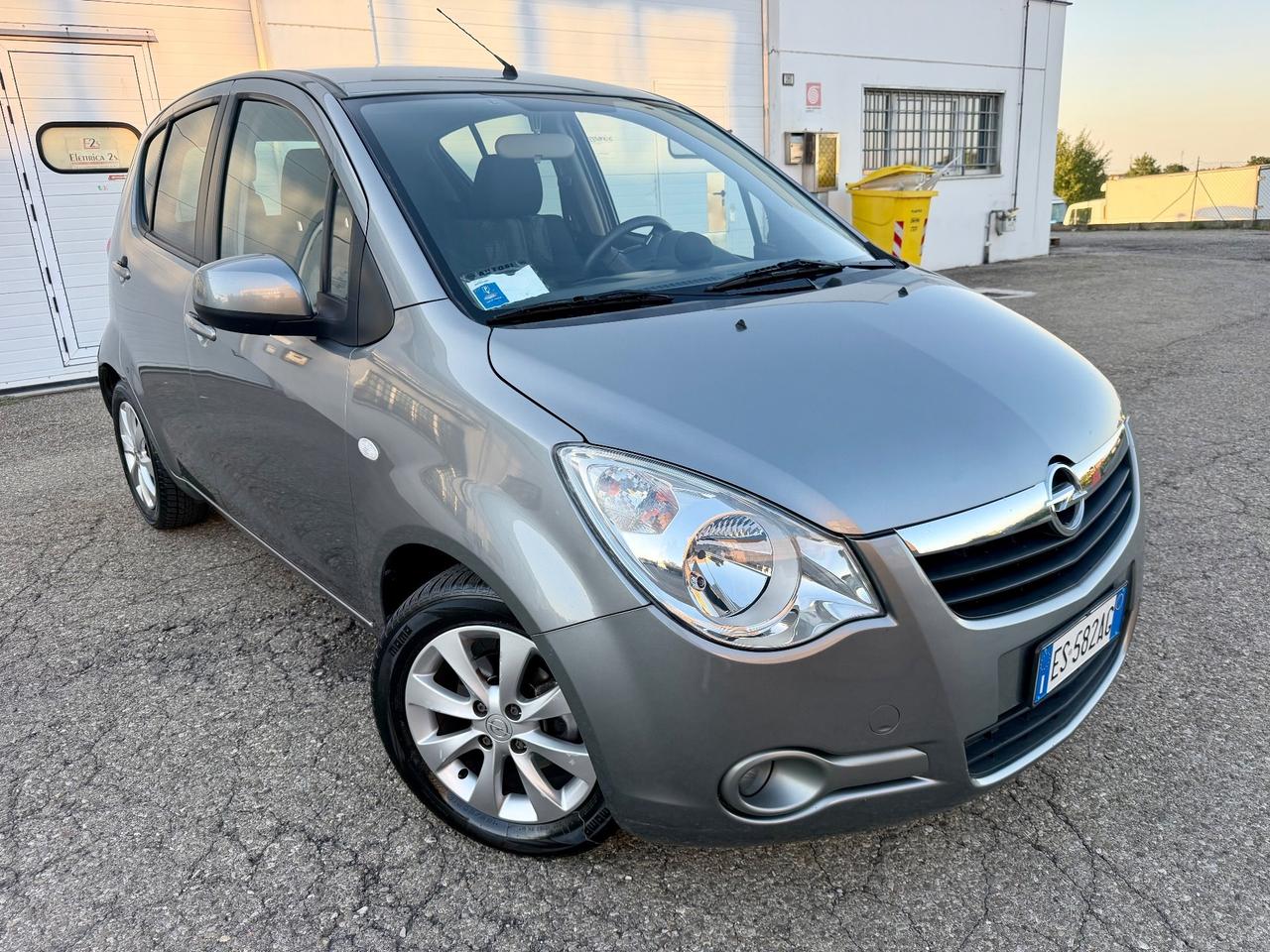 Opel Agila 1.2benz 94cv 2013 68.000km perfetta