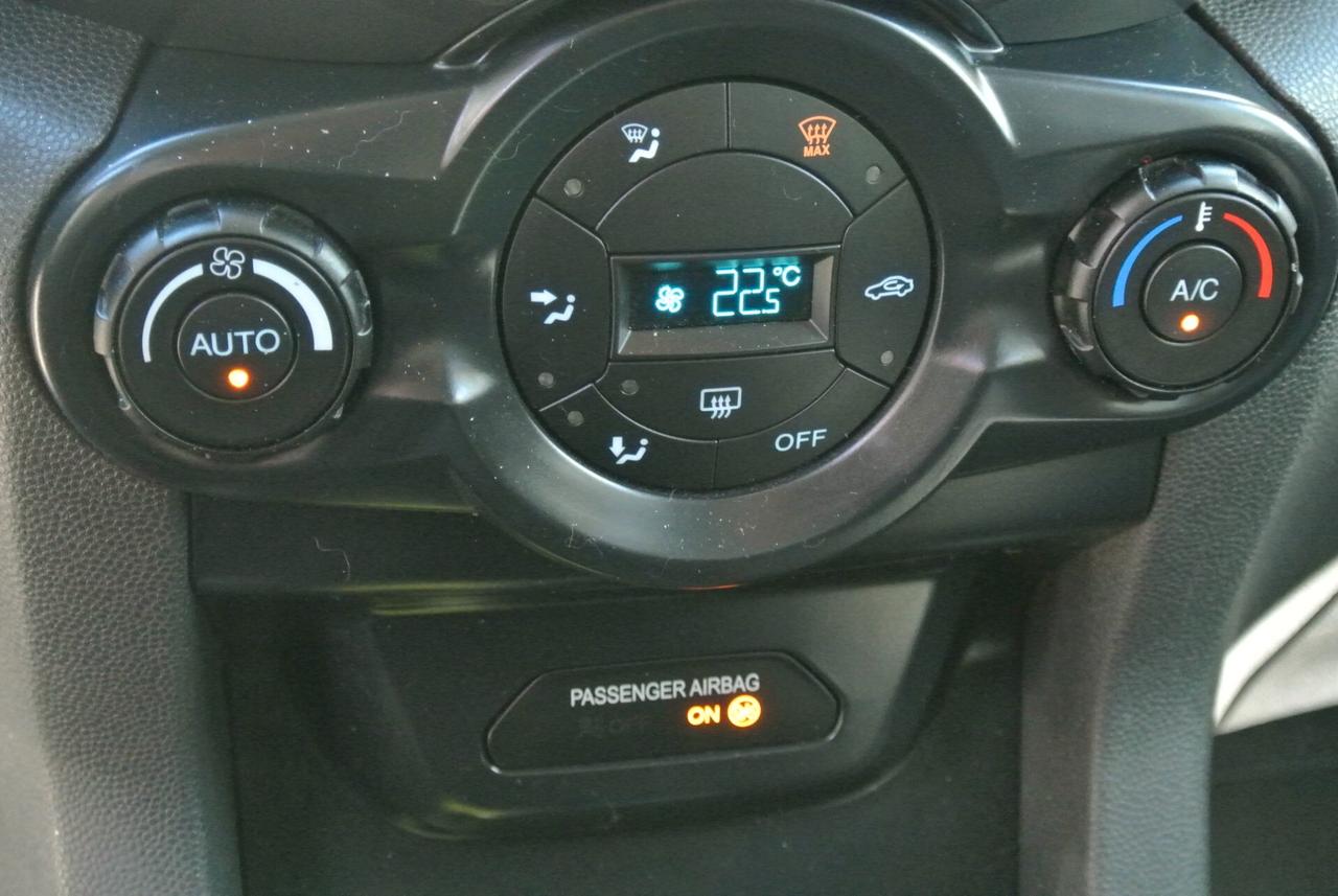 Ford EcoSport 1.5 TDCi 95 CV Titanium