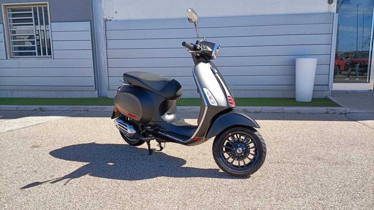 Piaggio Vespa Sprint Sport 50 NERO OPACO