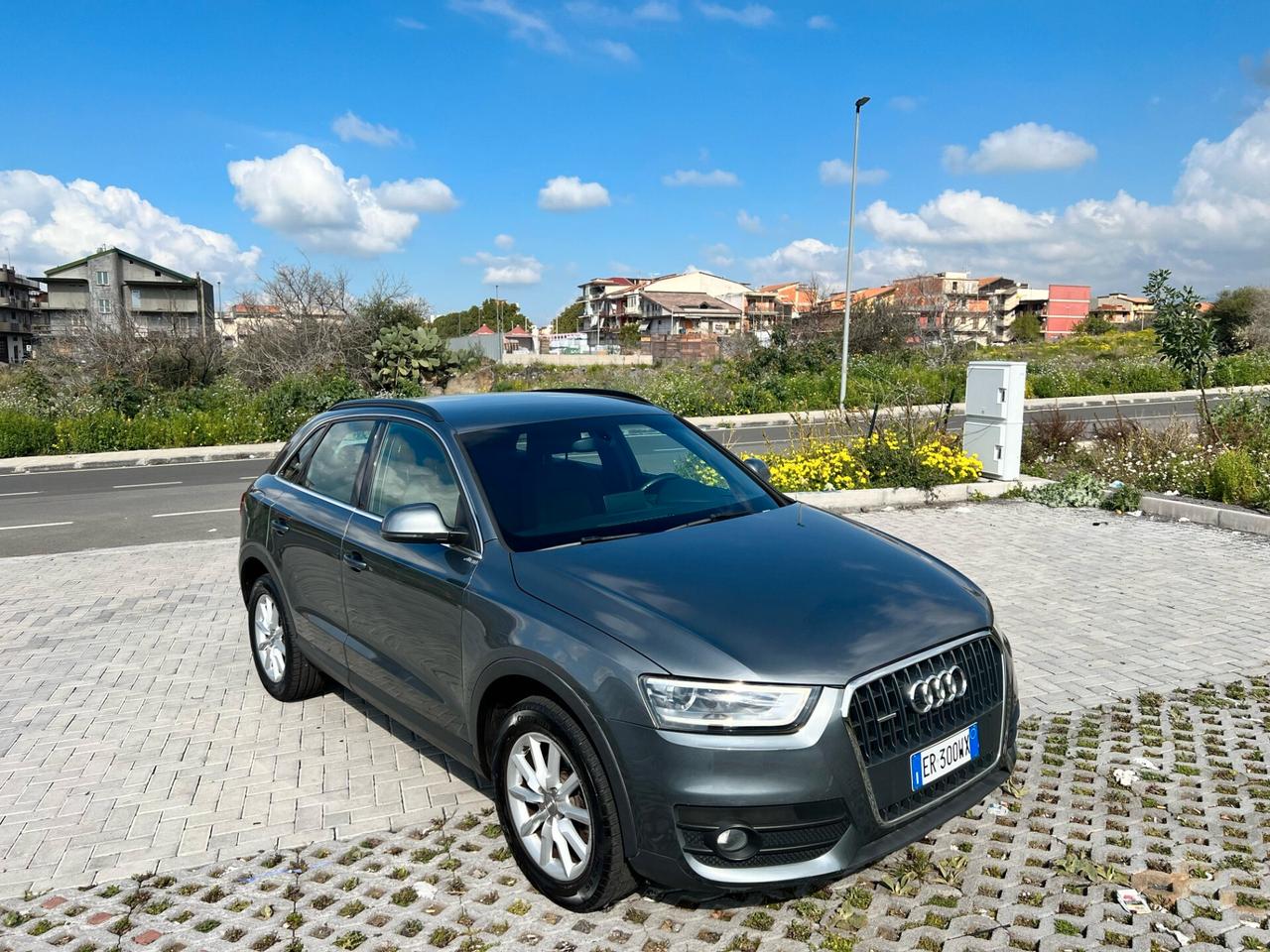 Audi Q3 2.0TDI QUATTRO CONDIZIONI DA VETRINA 2014