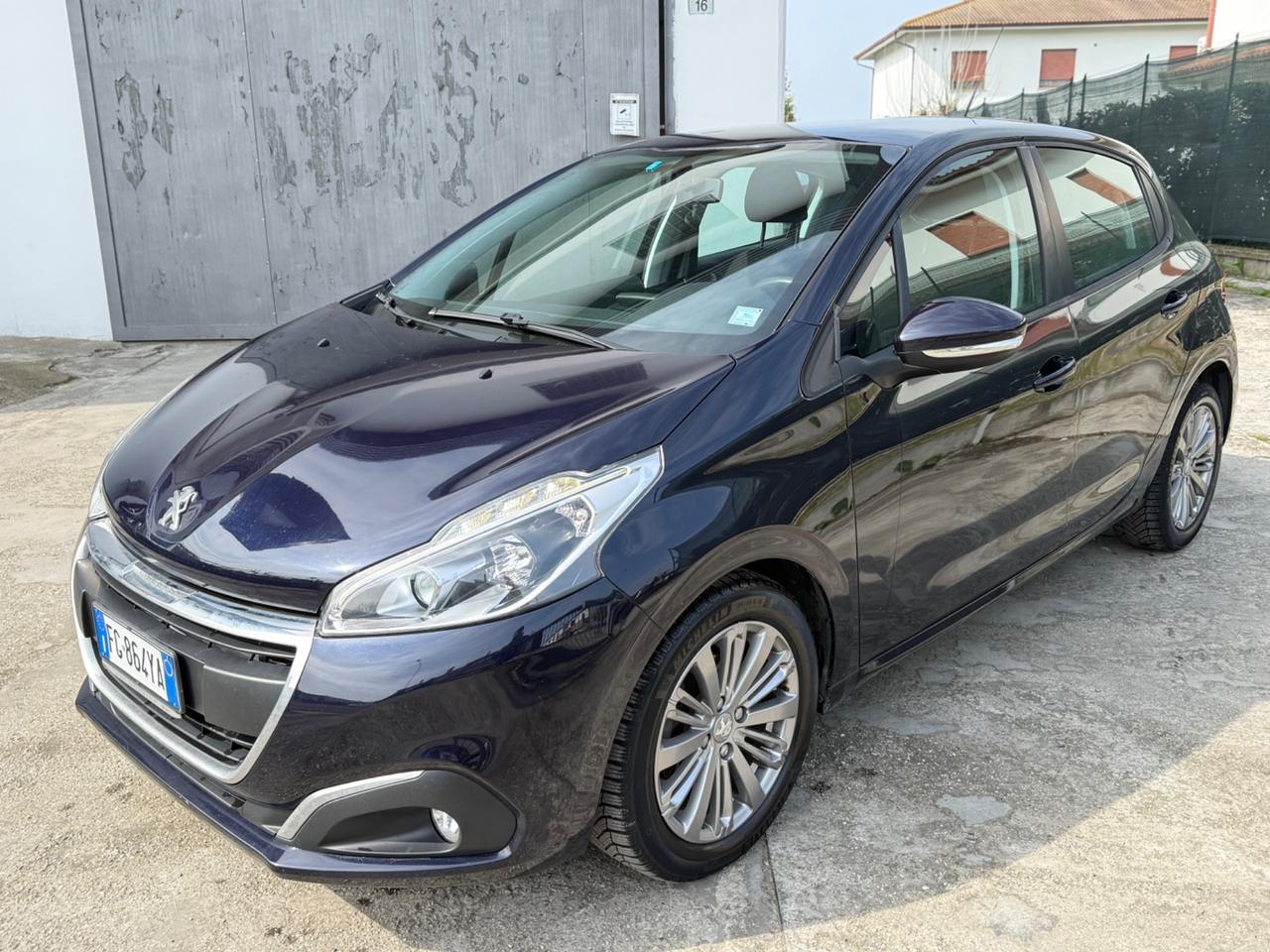 Peugeot 208 1.2 GPL DI SERIE ALLURE NEOPAT 2017