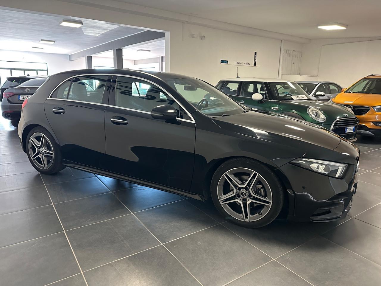 MERCEDES-BENZ A180D PACK PRMIUM AMG 116CV PRONTA CONSEGNA