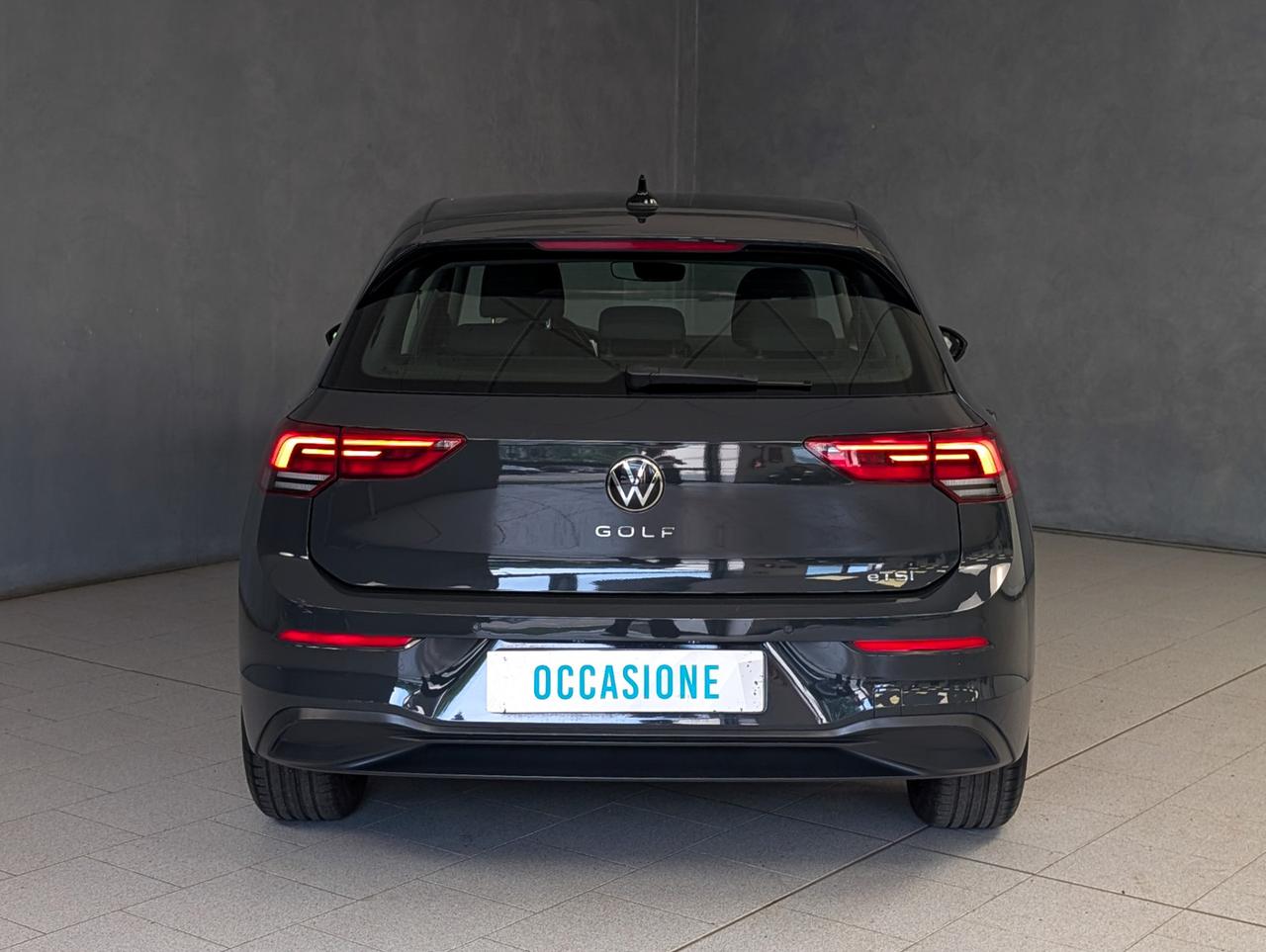 Volkswagen golf viii 1.0 eTSI 110cv DSG Life