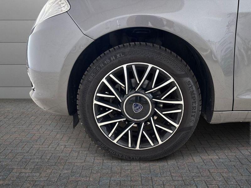 Lancia Ypsilon III 1.2 8v Gold c/CL ecochic Gpl 69cv
