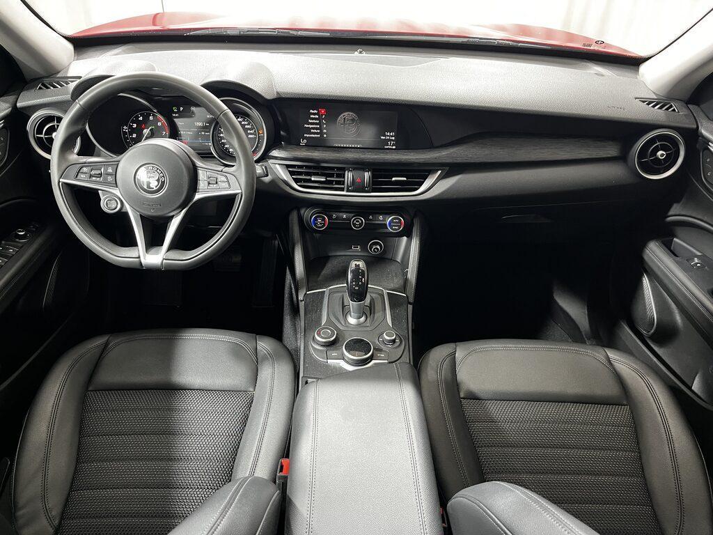 Alfa Romeo Stelvio 2.0 t Executive Q4 200cv auto my19