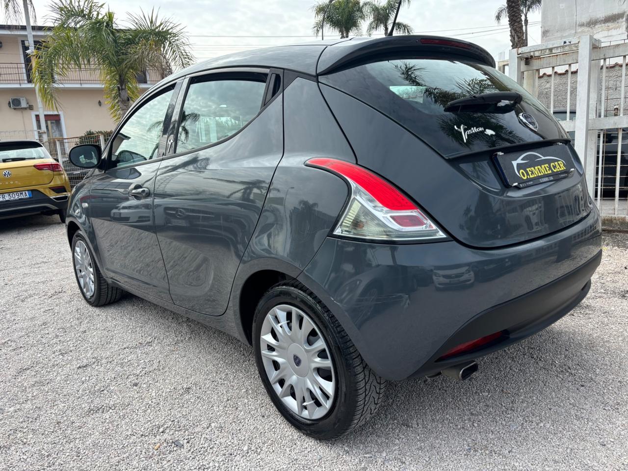 LANCIA YPSILON 1.2 BENZ 69CV 120.000KM