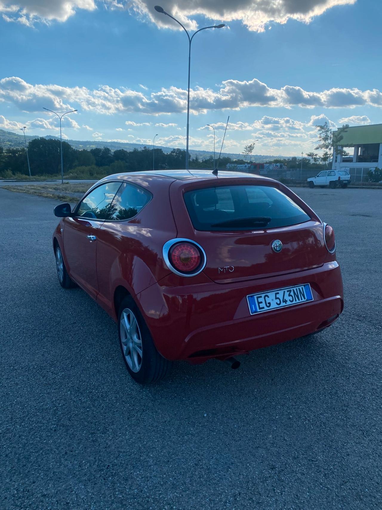 Alfa Romeo MiTo 1.3 JTDm-2 95 CV S&S Distinctive Sport Pack