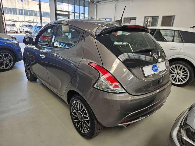 Lancia Ypsilon Ypsilon 1.0 firefly hybrid Platino s&s 70cv