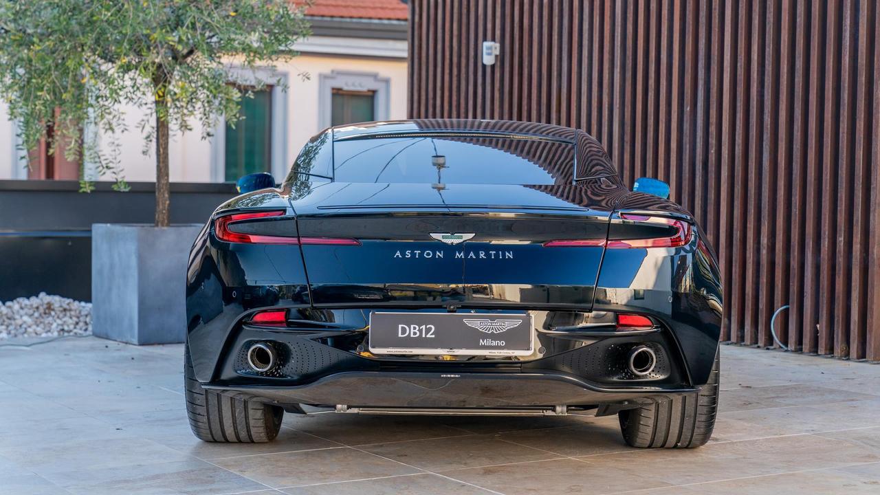 ASTON MARTIN DB12 Coupe 4.0 V8 auto