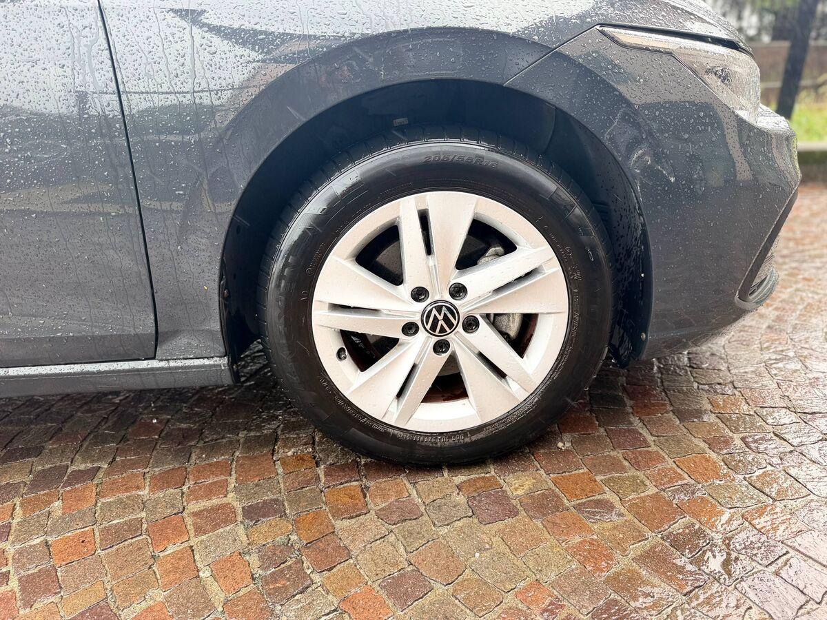 Volkswagen Golf Variant 1.5 etsi evo Style 130cv dsg