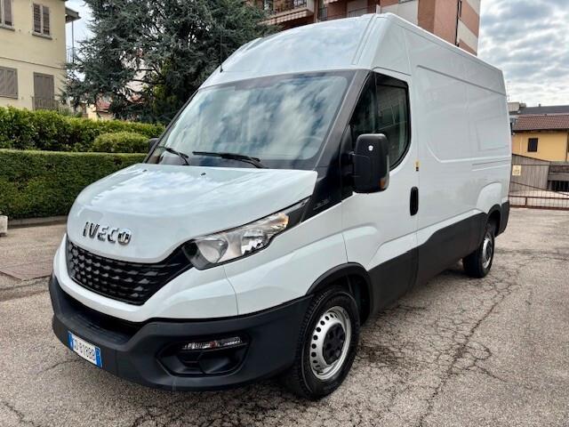 IVECO DAILY 35 S120 L2 H2