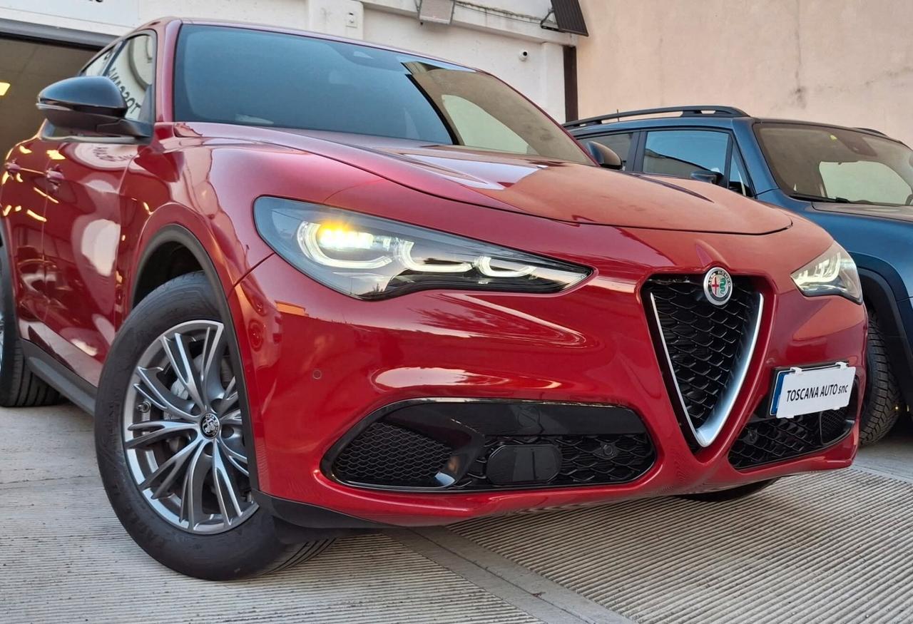 Alfa Romeo Stelvio 2.2 Turbodiesel 160 CV AT8 RWD