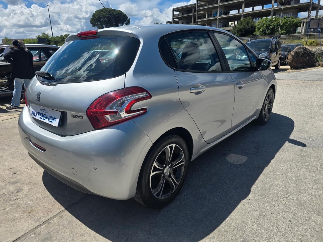 Peugeot 208 1.4 HDi 68 CV 5 porte Active