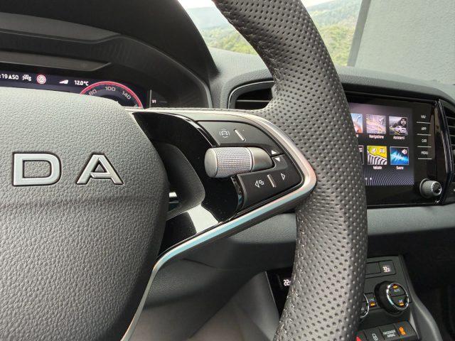 SKODA Karoq 2.0 TDI 4x4 DSG SportLine Matrix Navi ACC Camera