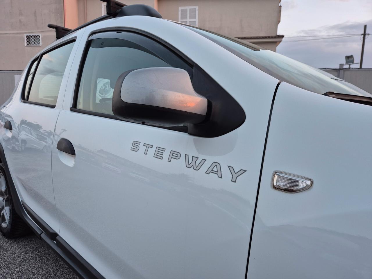 Dacia SANDERO STEPWAY 0.9 TCe TurboGPL 90CV NUOVA 2017