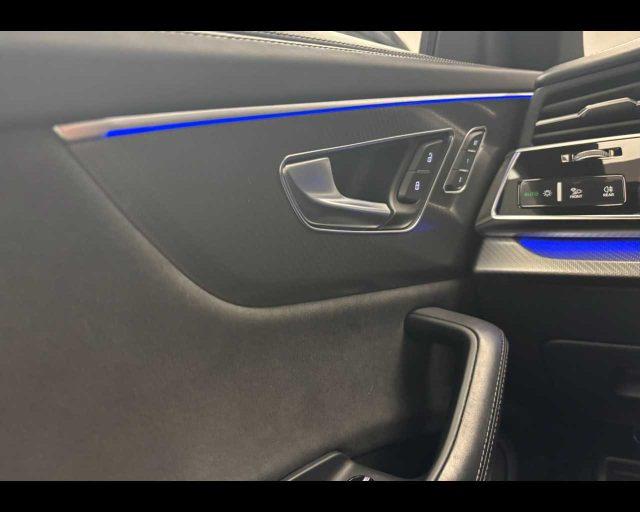 AUDI RS Q8 TFSI V8 quattro tiptronic