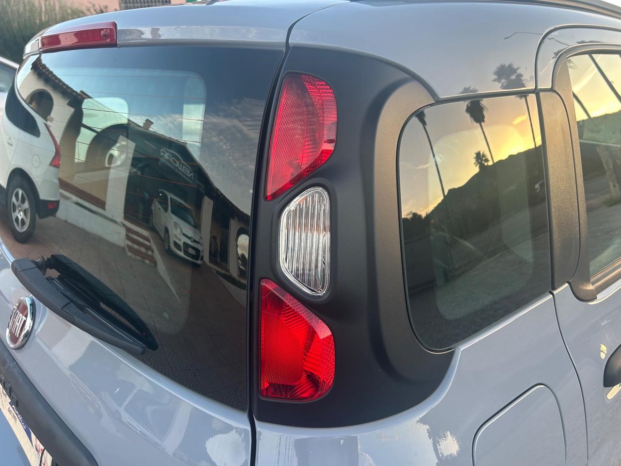 Fiat Panda 1.0 FireFly S&S Hybrid City Cross