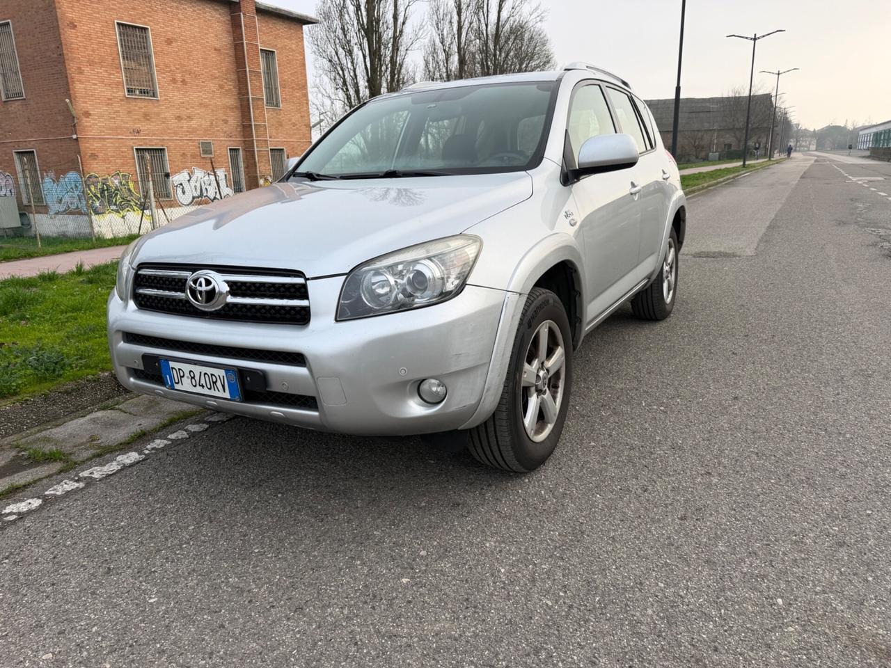 Toyota RAV 4 RAV4 Crossover 2.2 D-4D 177 CV Luxury
