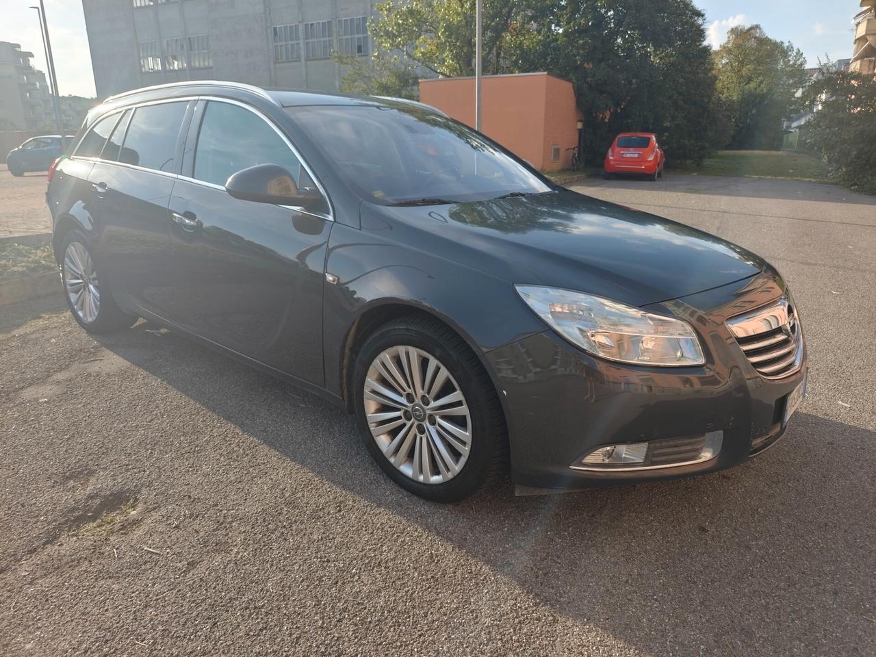 Opel Insignia 2.0 CDTI Sports Tourer Cosmo neopatentati