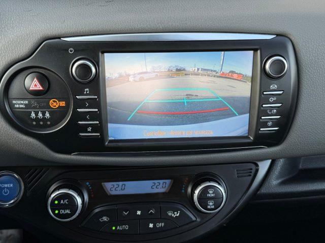 TOYOTA Yaris 1.5 Hybrid 5 porte Business Iva.esp. Unicopropriet