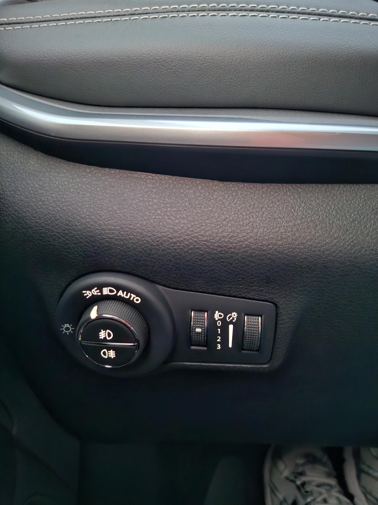 NEW JEEP COMPASS 1.6 Mtj 130cv-NAVY-PELLE-LED