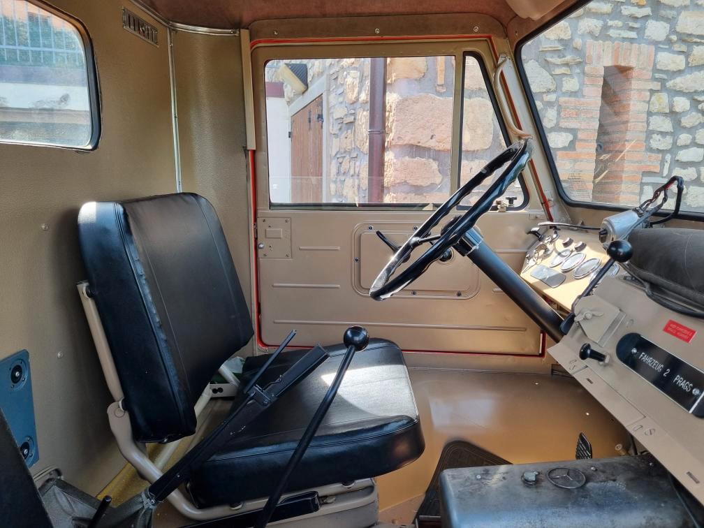 Mercedes Unimog 404 1.U82 404 Unimog 2.2 6 cil. 4x4 Mezzo da lavoro ASI/CRS