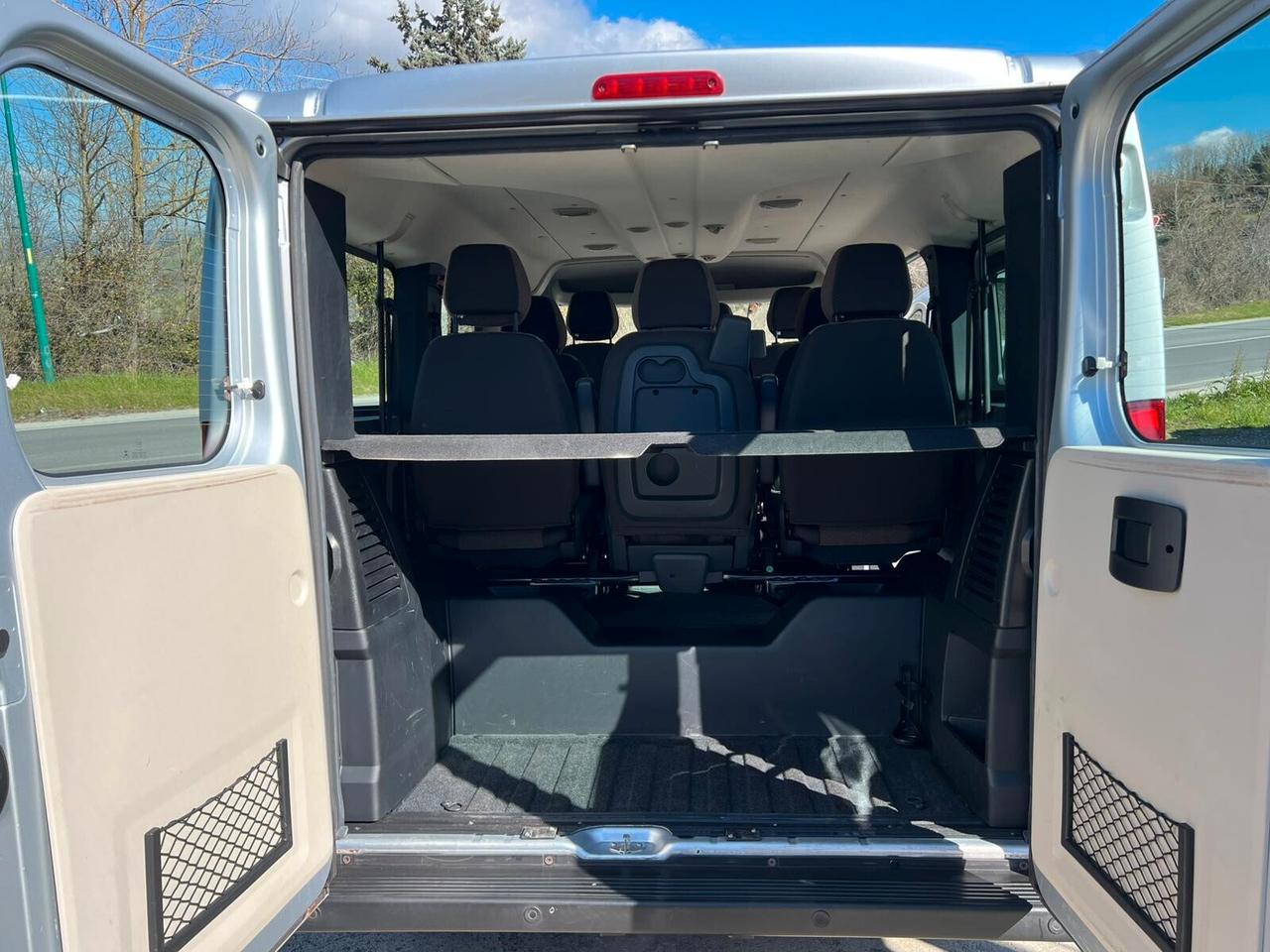 Peugeot Boxer 2.2 140cv 9 Posti